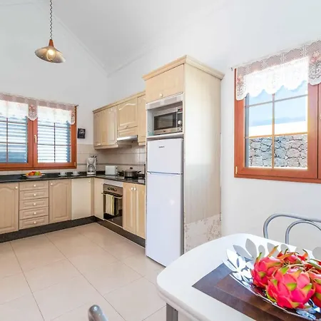 Nancy Villa Puerto del Carmen (Lanzarote)