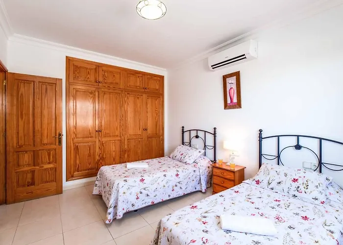 Nancy Villa Puerto del Carmen (Lanzarote)